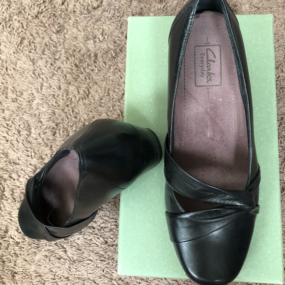 clarks artisan sugar plum